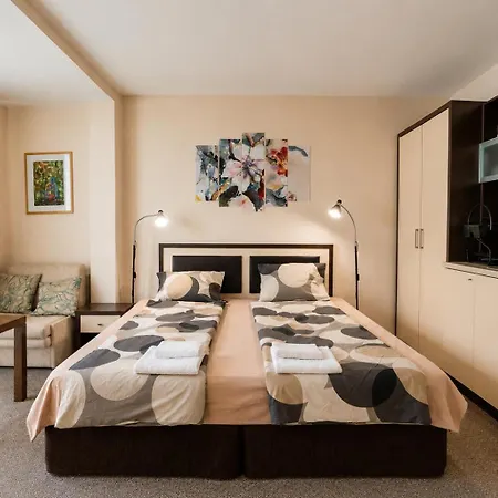 Berlin Golden Romance Апартаменты